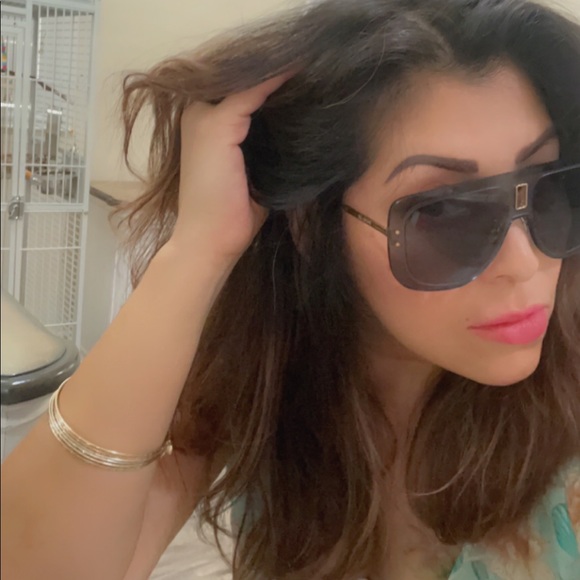 Authentic Dior sunglasses - Picture 6 of 8